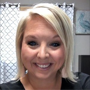 Meet your Posher, Sandi rinehart